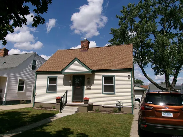 33988 Currier St, Wayne, MI 48184