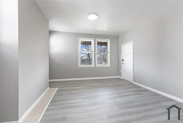 2 bed, $1,200 — Photo 4