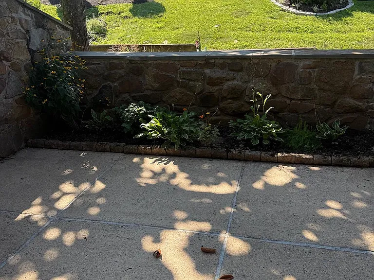 14 Oak Knoll Dr — Photo 4