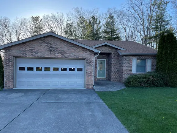 428 Timber Ridge Dr, Beckley, WV 25801