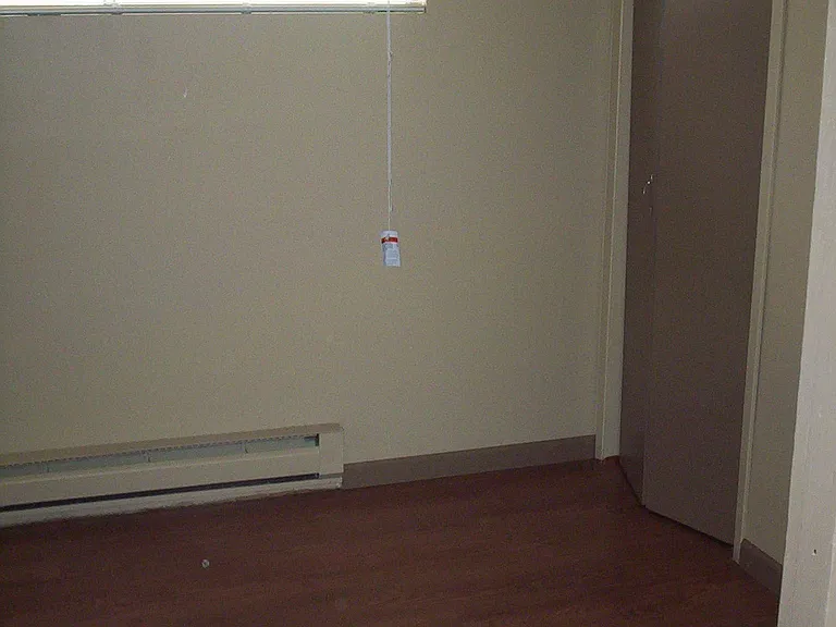 9205 Woodlawn Ave N — Photo 9