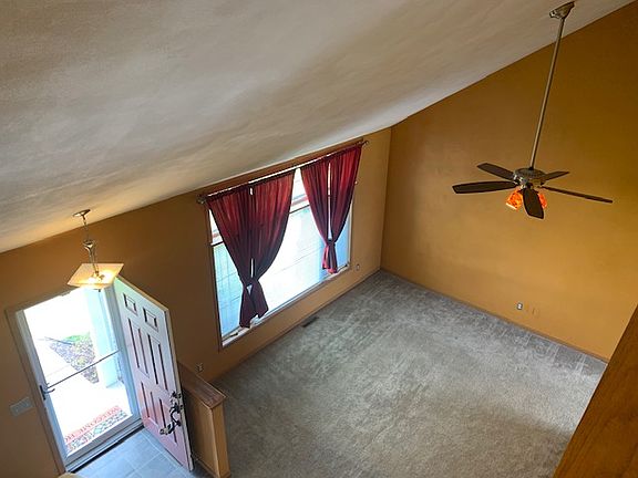 3rd image of 5565 Sedgeway Dr