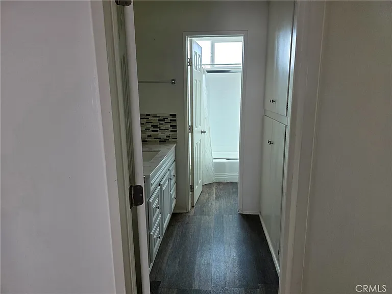 706 E Harvard St #5 — Photo 13