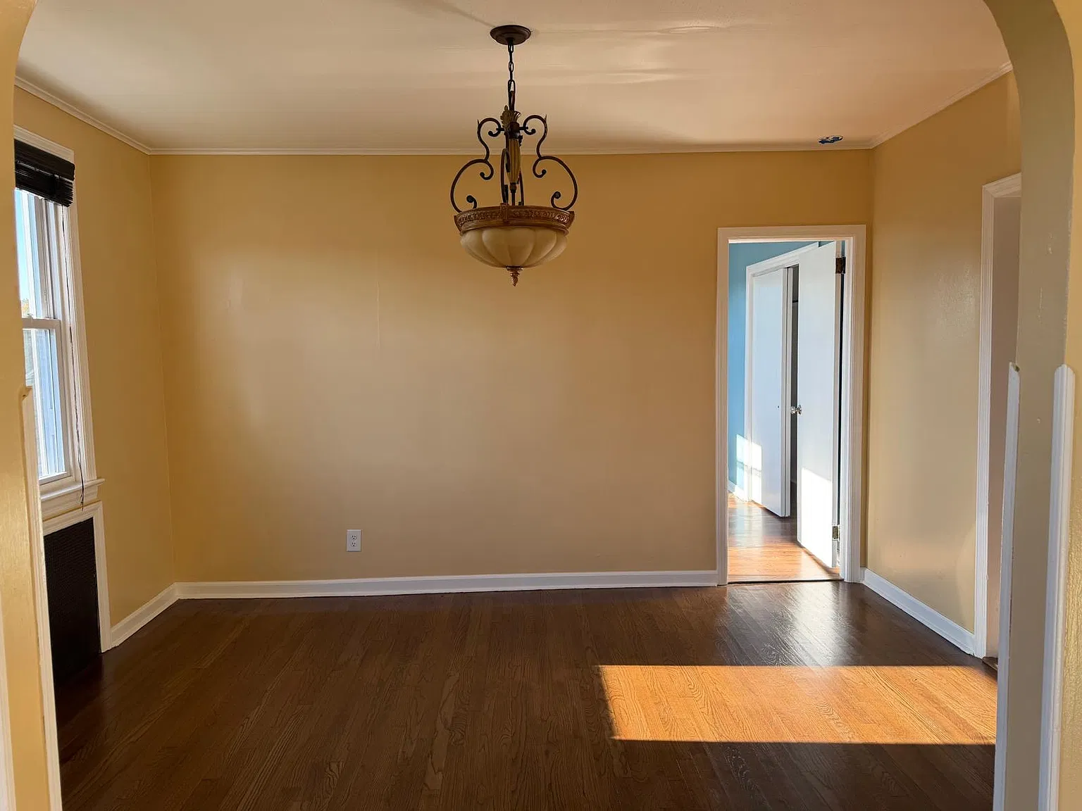 2 bed, $2,600 — Photo 2