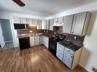 193 N Main St #1, Chicopee, MA 01020