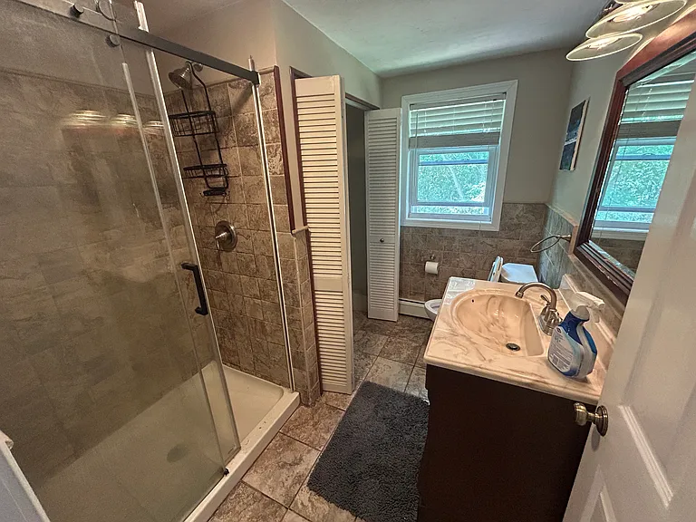 498 Plantation St — Photo 11