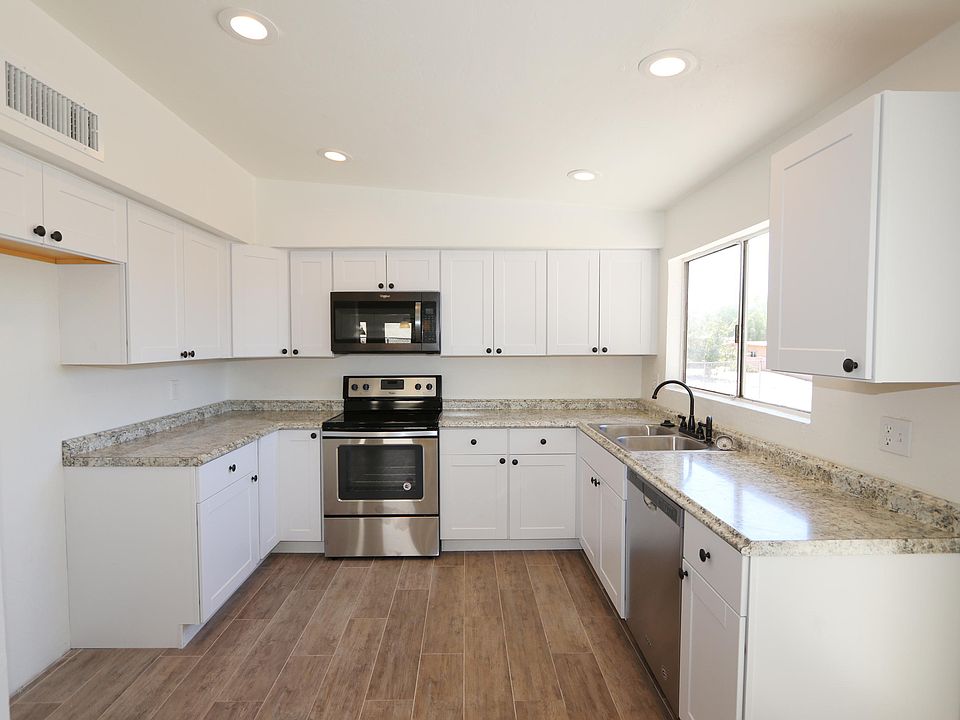 1st image of 6817 N Starshine Dr