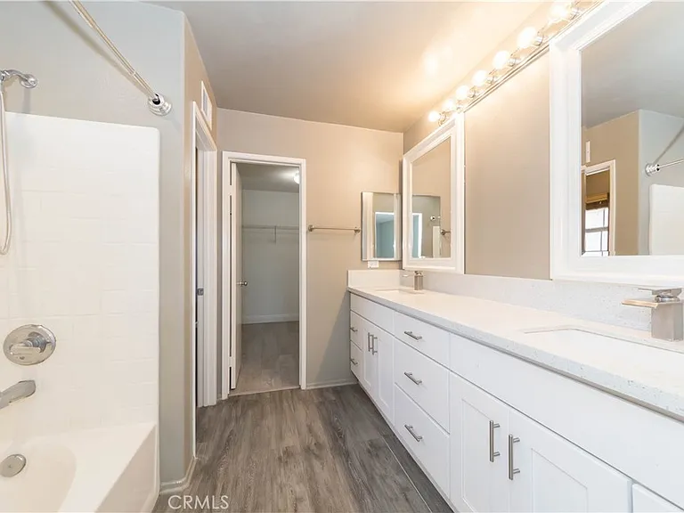 1318 Lukens Ct — Photo 16