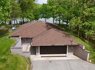 193 Twin Bay Trl, Willard, OH 44890