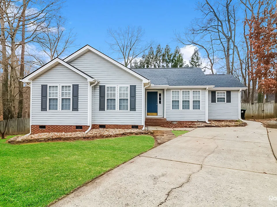 100 Collie Cir