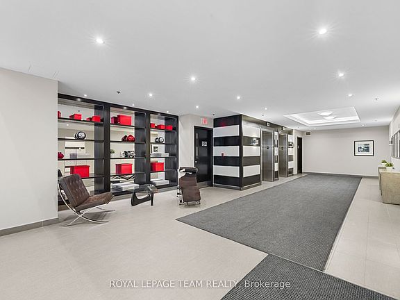 4th image of 98 Richmond Rd #206