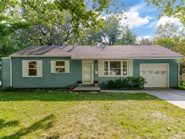 9637 McGee St, Kansas City, MO 64131
