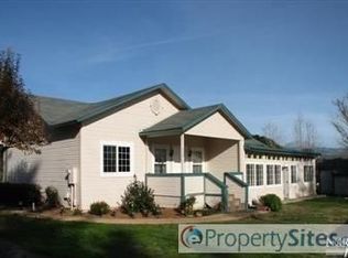 230 Nila Mae Way, Penngrove, CA 94951