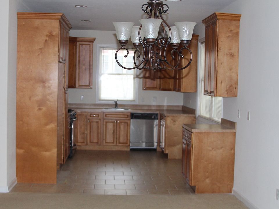 2nd image of 11 Michael Ln #11