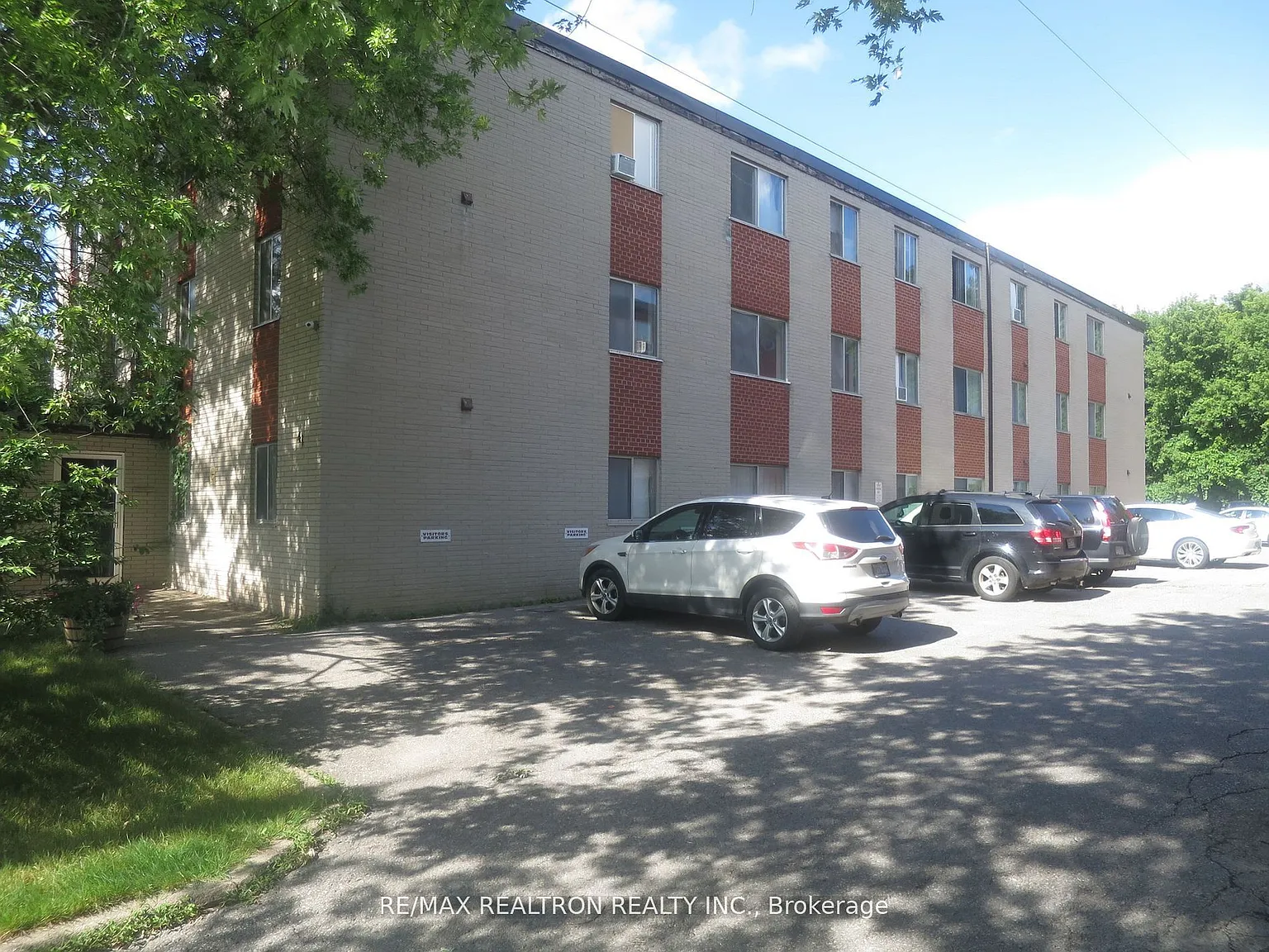 2 bed, $1,800 — Photo 1
