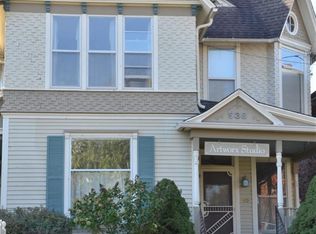 938 E Walnut St, Springfield, MO 65806