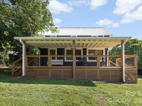 3rd image of 2252 Riceville Rd