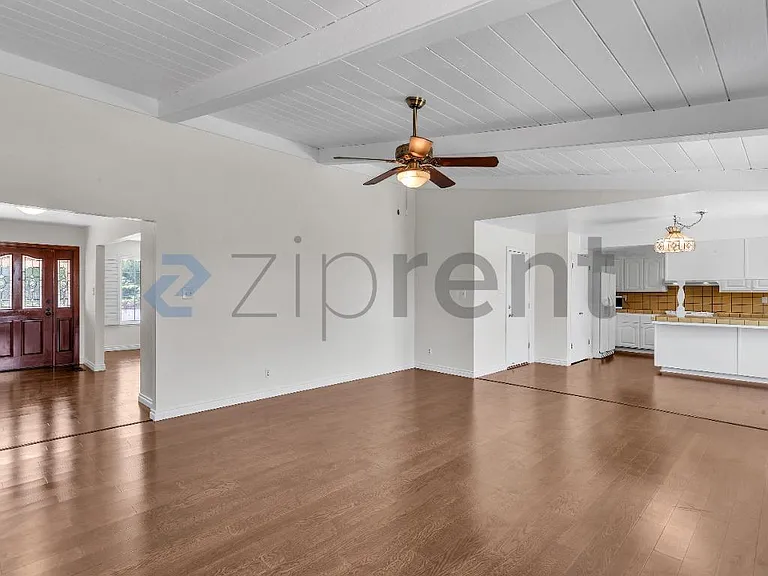 307 Boulder Dr — Photo 9