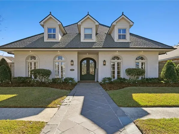 7408 Stoneleigh Dr, Harahan, LA 70123