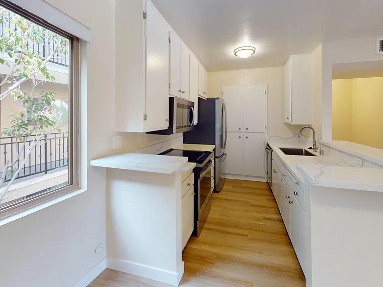 The Willows Apartments — Photo 21