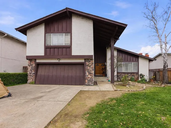3232 Lenark Dr, San Jose, CA 95132