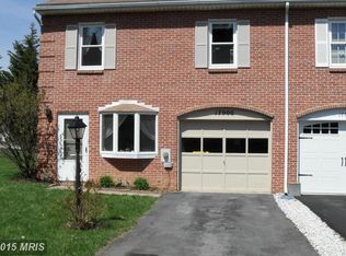 17900 Clubhouse Dr, Hagerstown, MD 21740