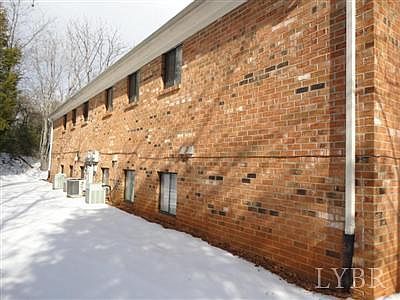 5th image of 101 Edgeway Dr #103