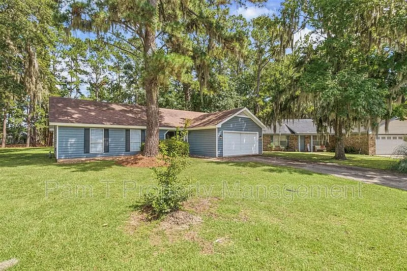 3 bed, 2.0 bath, 1549 sqft, $2,155 — Photo 2