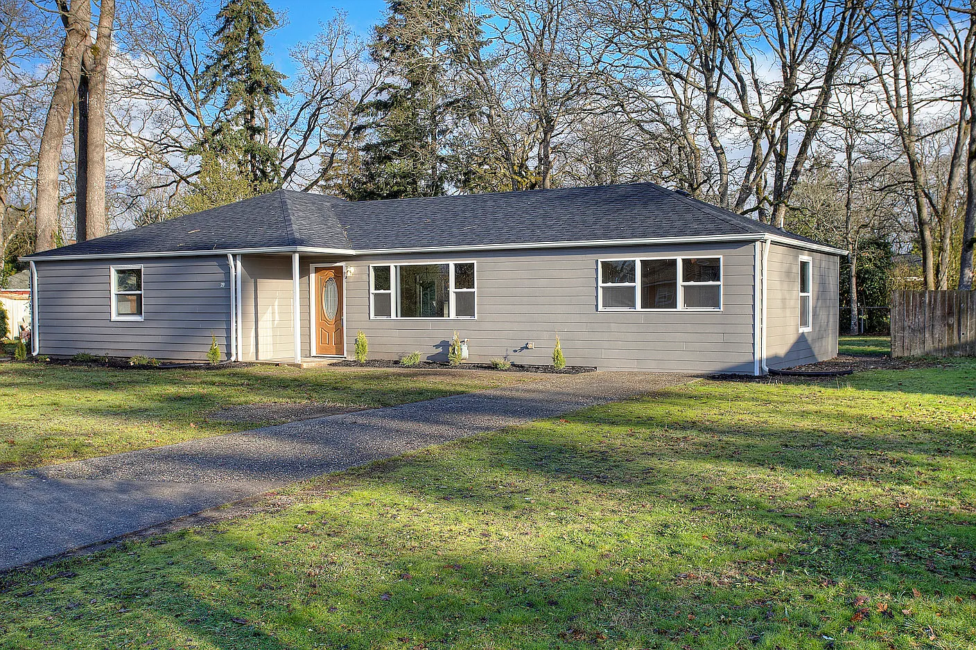 29 Crescent Cir SW photo 1
