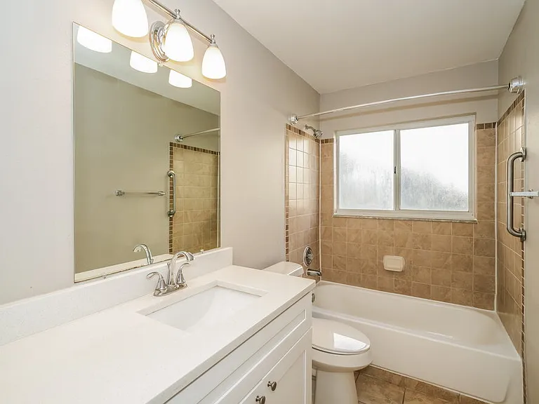 1434 Lakehurst Way — Photo 15