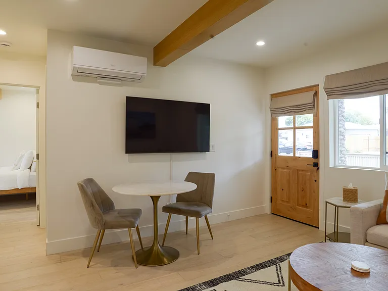 1114 Buena Vista Way #A — Photo 6