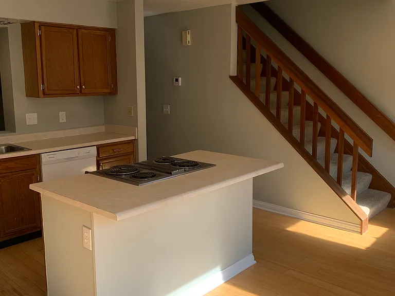 2119 Fulton Ave #D — Photo 5