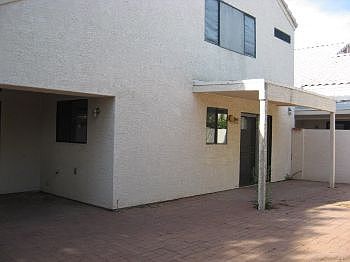 5th image of 1902 N Barkley Unit 16
