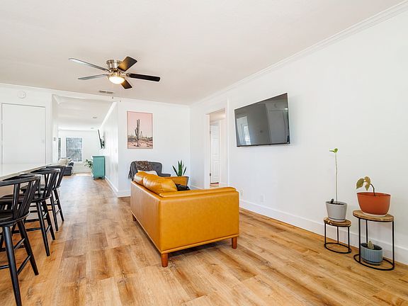 4th image of 1329 Eastwind Dr