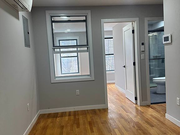 2nd image of 2128 2nd Ave #F