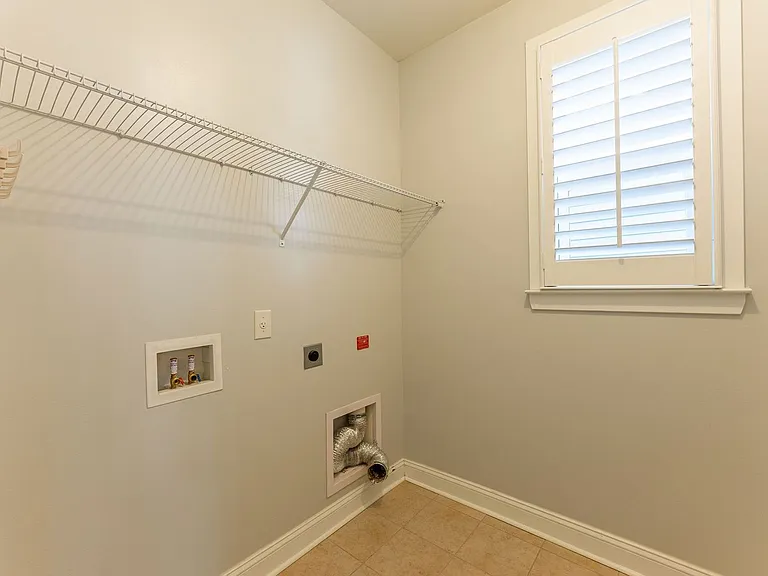 3257 Moonlight Dr — Photo 30