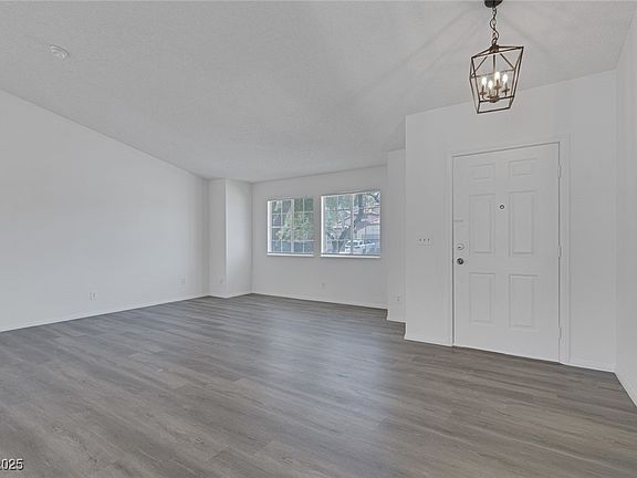 3rd image of 6112 Blossom Knoll Ave
