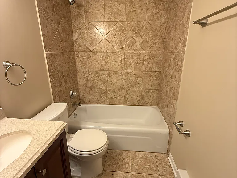 10608 Central Ave #1A — Photo 9