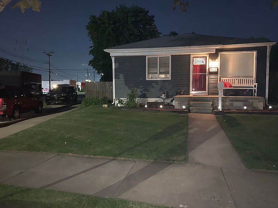 2nd image of 6403 Mayfair St