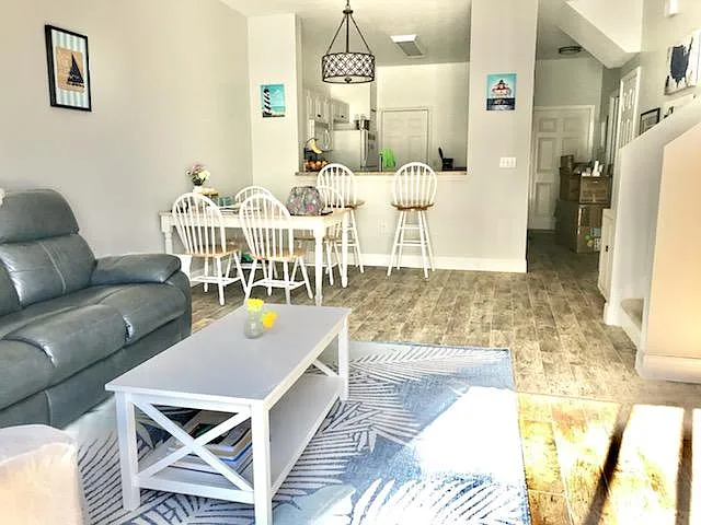 3638 Pine Oak Cir #105 — Photo 6