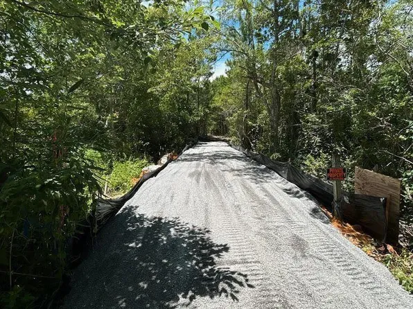 1638 Joybrook Rd, Navarre, FL 32566