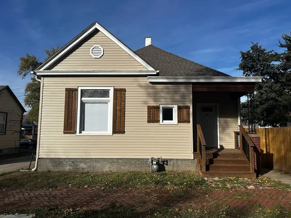 2215 Lafayette St, Saint Joseph, MO 64507