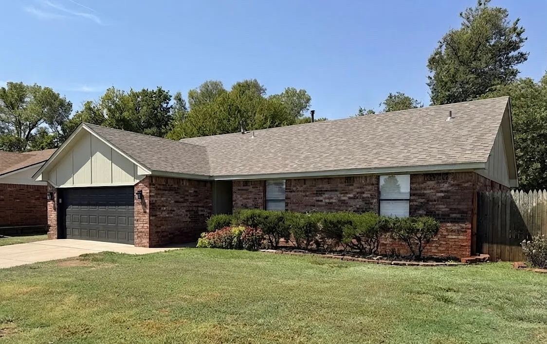 3 bed, 1392 sqft, $1,600 — Photo 1