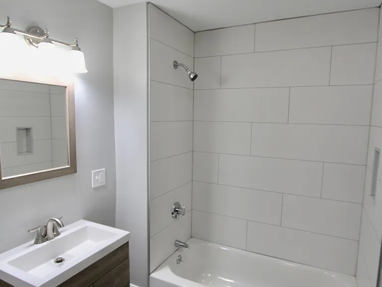 34 Russell St #2 — Photo 5