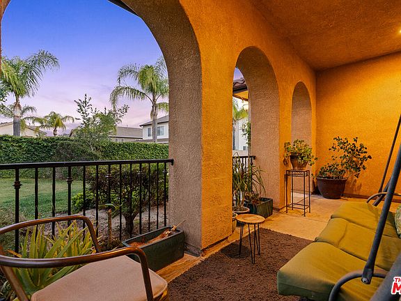 4th image of 25618 Henley Way