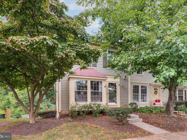 9781 Mock Orange Ct, Manassas, VA 20110