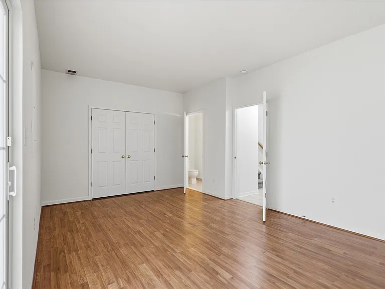 25828 Kirkwood Sq — Photo 25