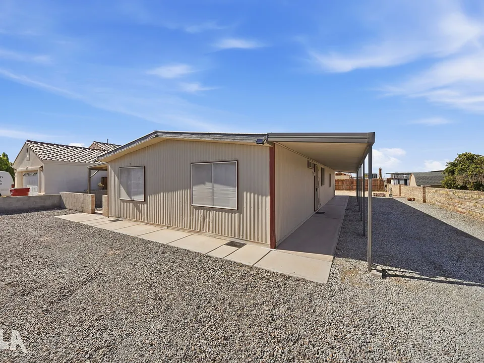 10584 E Amber Dr