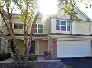 965 Emerald Dr, Hampshire, IL 60140