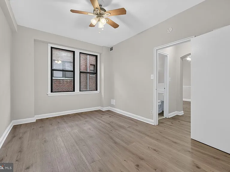 2515 K St NW #507 — Photo 10